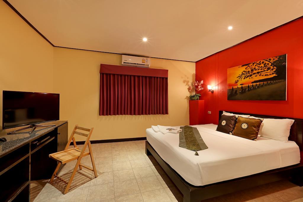 Angus O'Tool'S Guesthouse Karon Bilik gambar